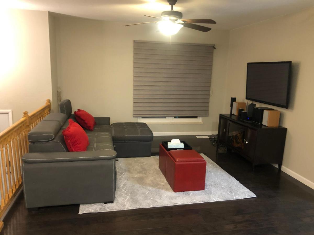 Milehi Vacation Home Pet Friendly Aurora Extérieur photo