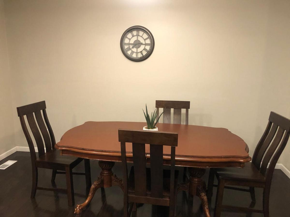 Milehi Vacation Home Pet Friendly Aurora Extérieur photo