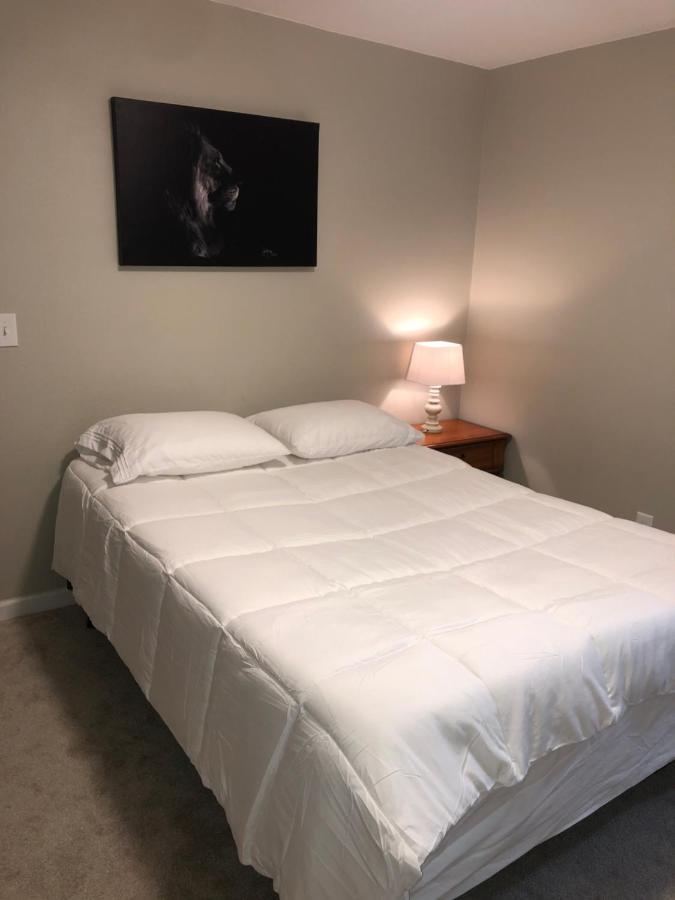 Milehi Vacation Home Pet Friendly Aurora Extérieur photo